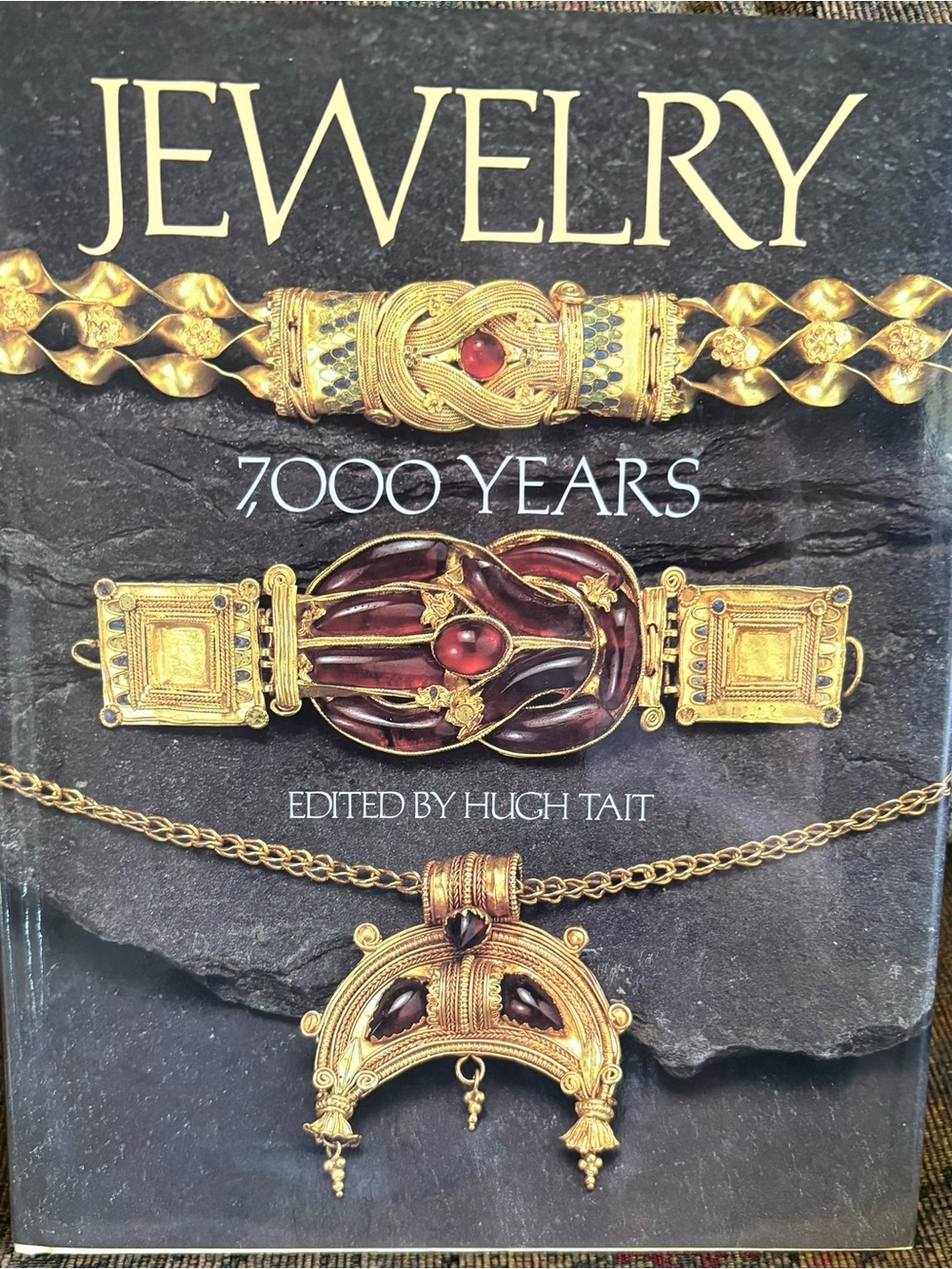 Jewelry 7000Years Reference Book